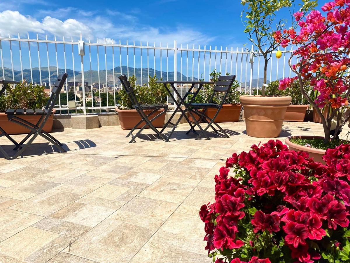 Lealbe Di Sicilia Bed & Breakfast ปาแลร์โม ภายนอก รูปภาพ