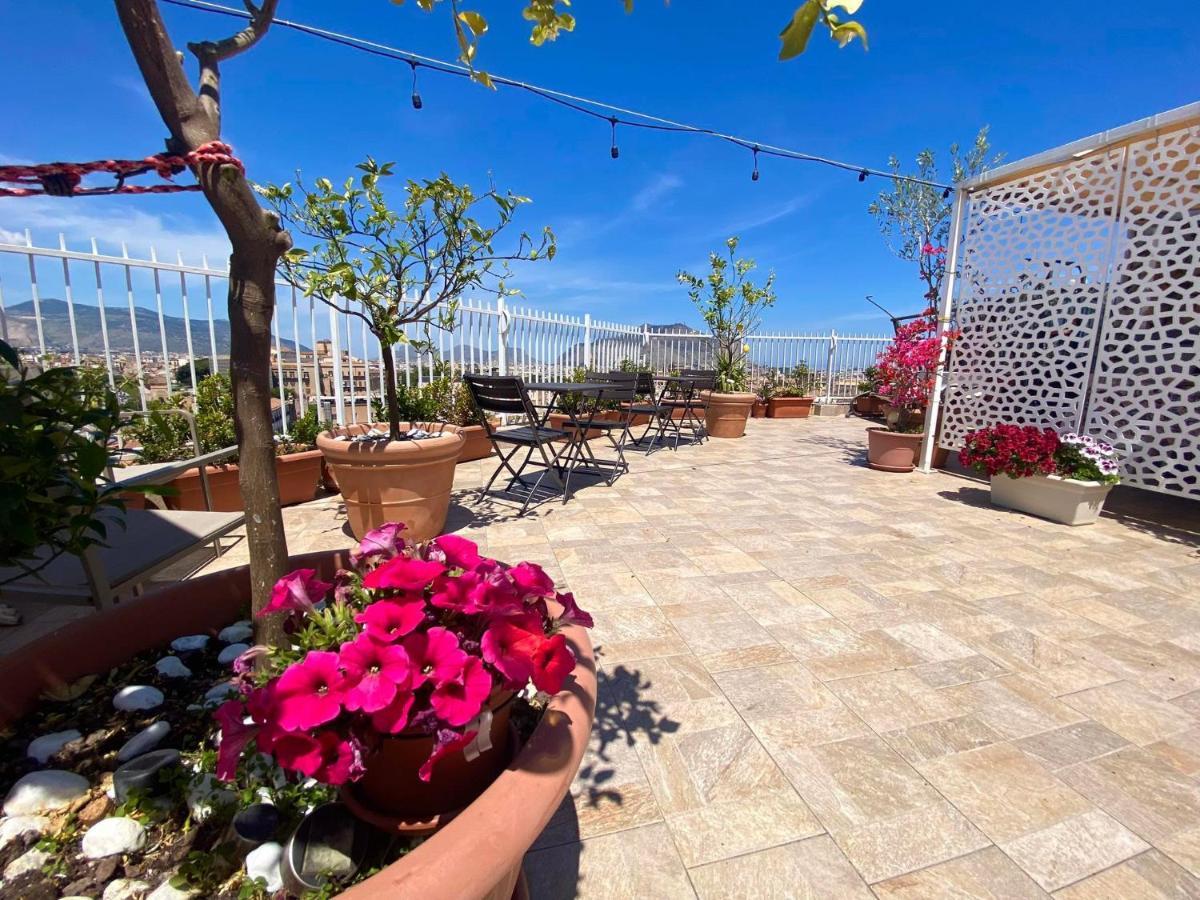 Lealbe Di Sicilia Bed & Breakfast ปาแลร์โม ภายนอก รูปภาพ
