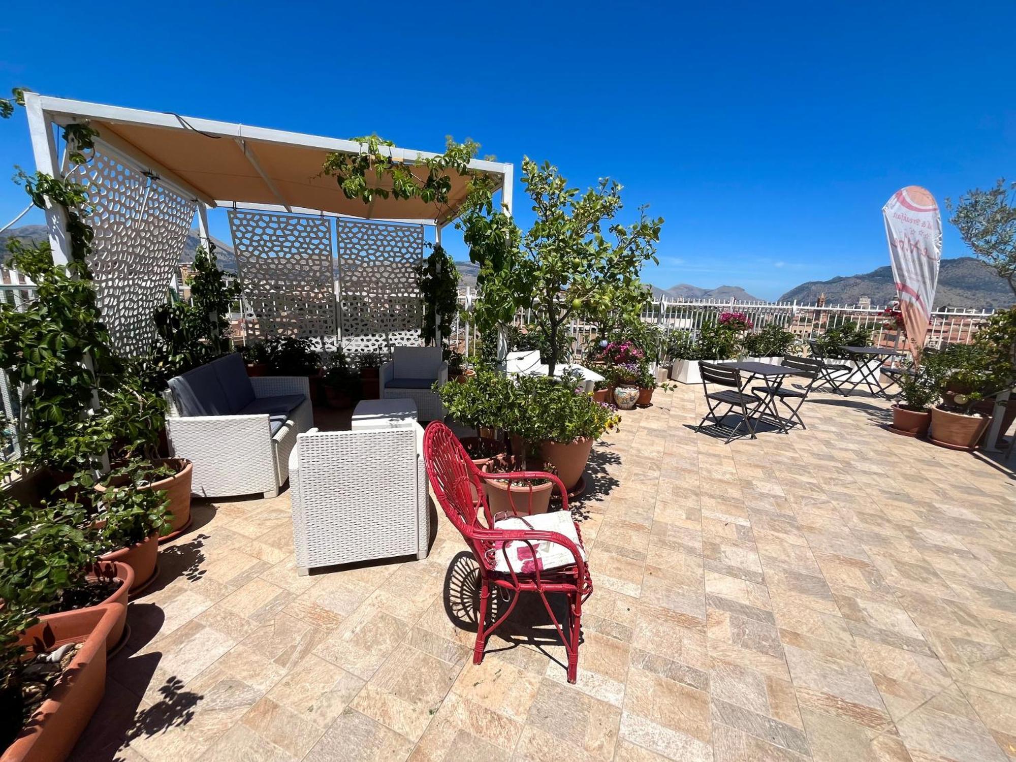 Lealbe Di Sicilia Bed & Breakfast ปาแลร์โม ภายนอก รูปภาพ