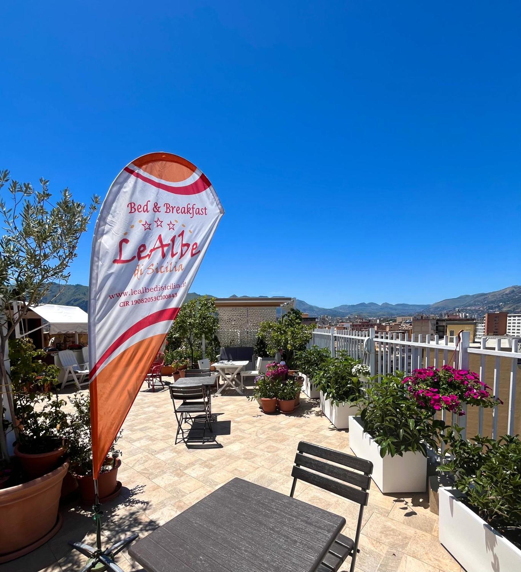Lealbe Di Sicilia Bed & Breakfast ปาแลร์โม ภายนอก รูปภาพ