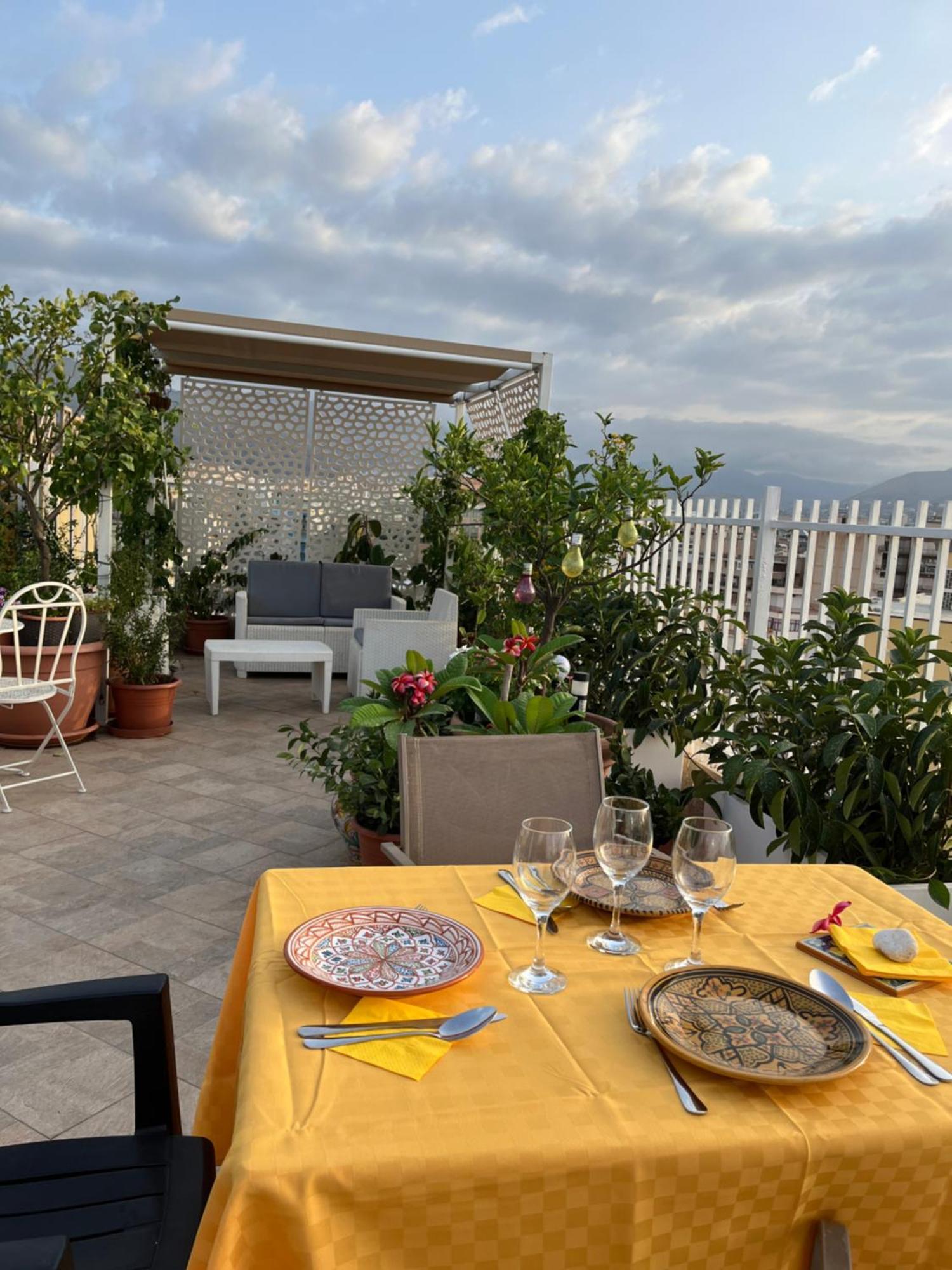 Lealbe Di Sicilia Bed & Breakfast ปาแลร์โม ภายนอก รูปภาพ