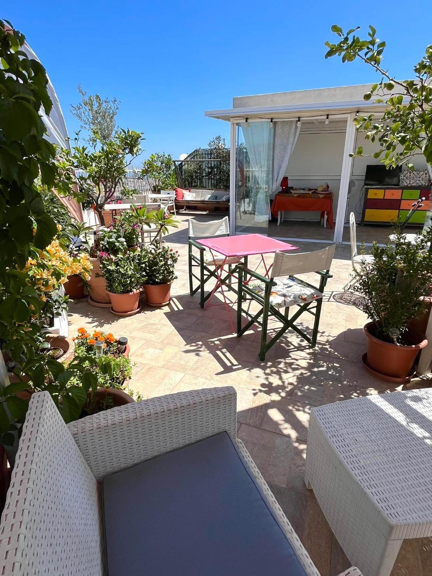 Lealbe Di Sicilia Bed & Breakfast ปาแลร์โม ภายนอก รูปภาพ