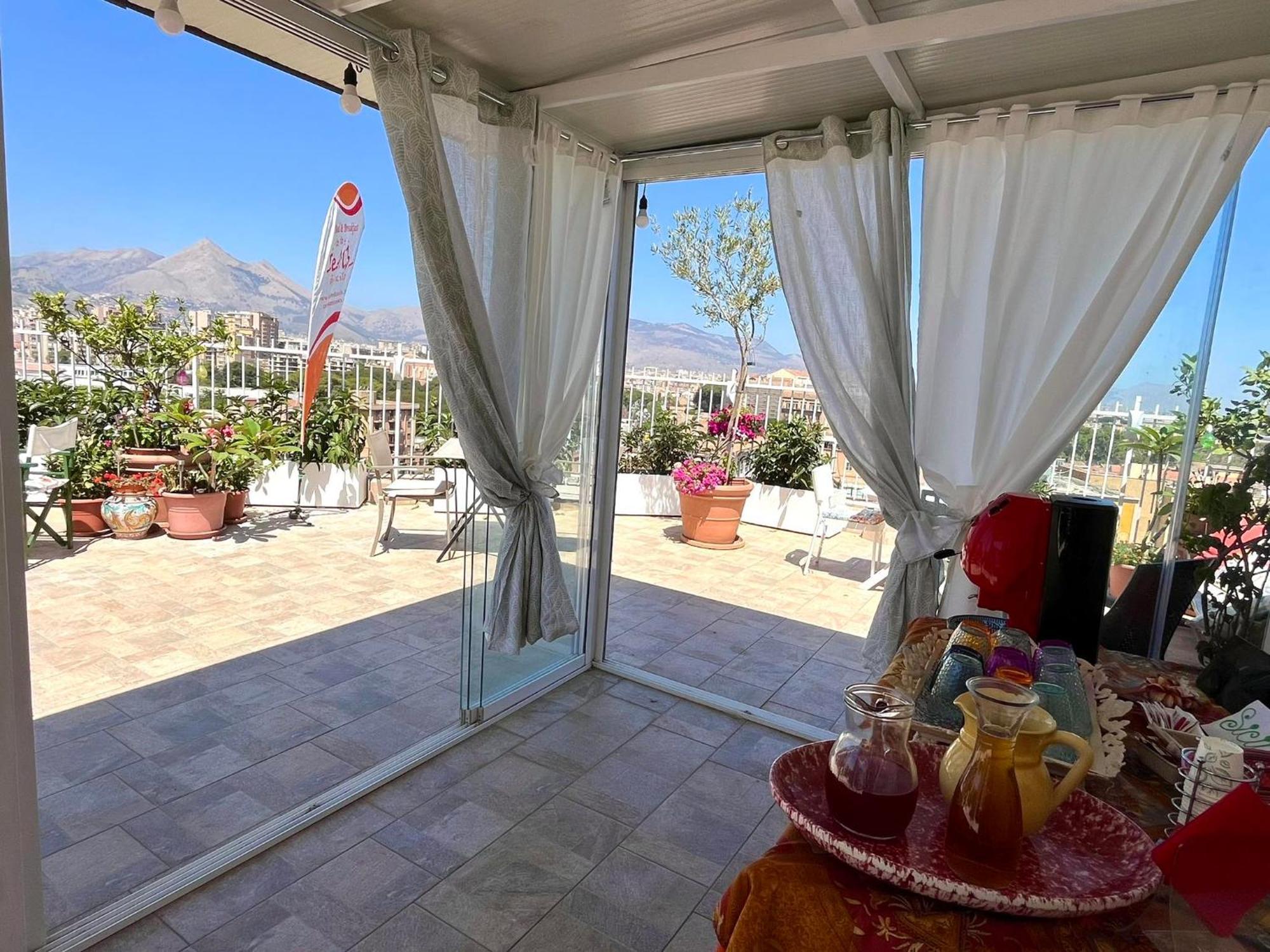 Lealbe Di Sicilia Bed & Breakfast ปาแลร์โม ภายนอก รูปภาพ